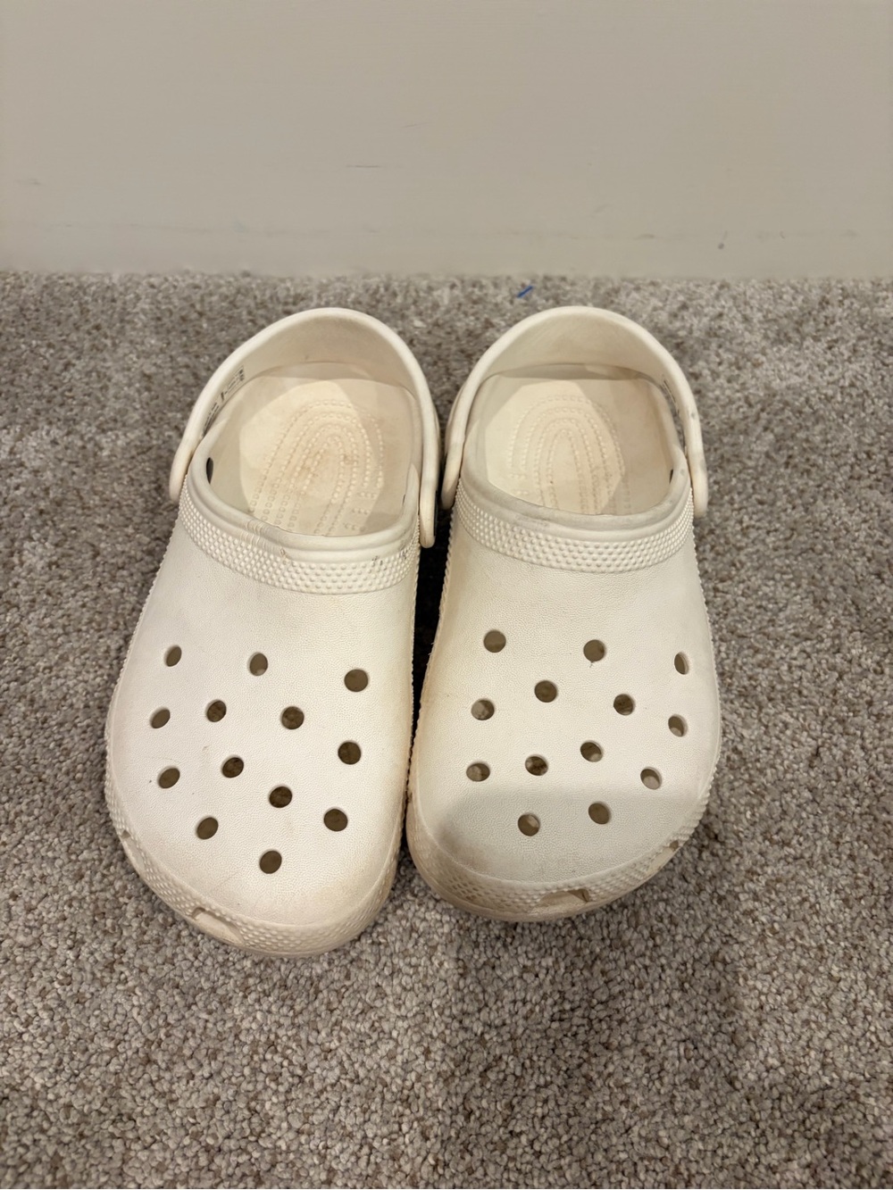 Crocs Kids Classic Cream White Clogs Size J2